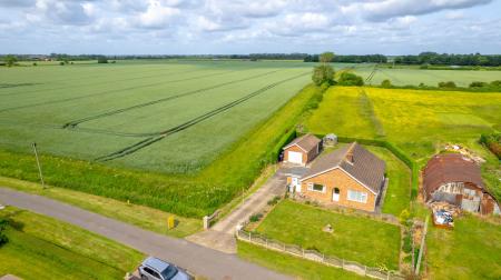 3 bedroom Detached bungalow for sale in Cul De Sac, Stickford, PE22