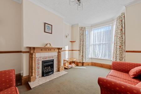3 bedroom Terraced House for sale in Hamilton Road, Alford, LN13