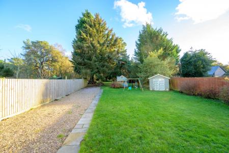 5 bedroom Detached house for sale in Horncastle Road, Woodhall Spa, LN10