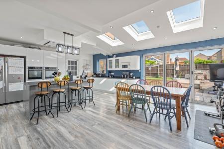 4 bedroom Semi-detached house for sale in Langton Hill, Horncastle, LN9