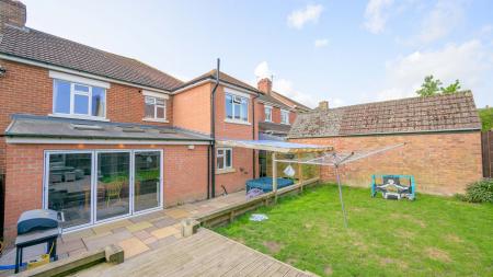 4 bedroom Semi-detached house for sale in Langton Hill, Horncastle, LN9