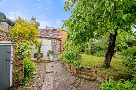 6 bedroom End of terrace house for sale in North Street, Horncastle, LN9