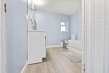 6 bedroom End of terrace house for sale in North Street, Horncastle, LN9