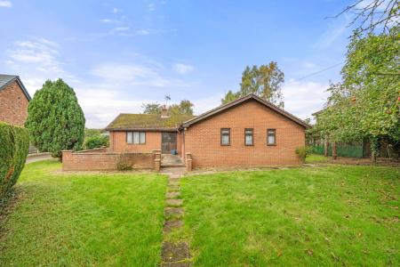 3 bedroom Detached bungalow for sale in Sandy Lane, Great Steeping, PE23