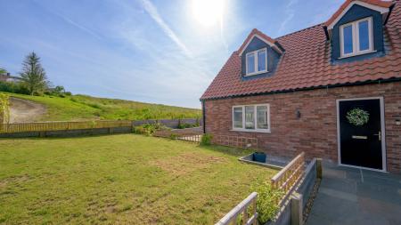 4 bedroom Detached house for sale in School Lane, East Keal, PE23