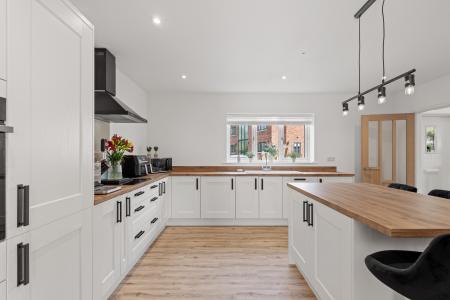 4 bedroom Detached house for sale in School Lane, East Keal, PE23