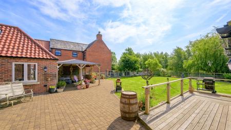 4 bedroom Detached house for sale in Sloothby, Alford, LN13
