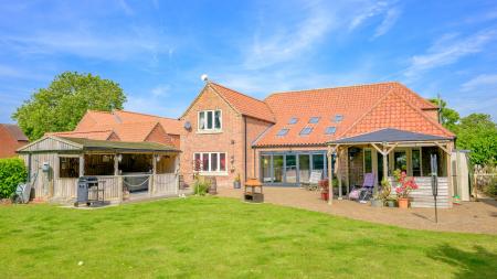 4 bedroom Detached house for sale in Sloothby, Alford, LN13