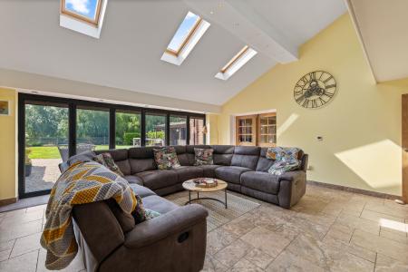 4 bedroom Detached house for sale in Sloothby, Alford, LN13