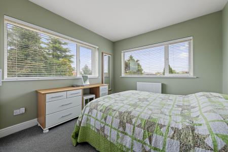 4 bedroom Detached house for sale in Station Road, Willoughby, LN13