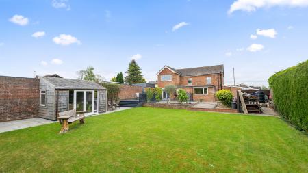 4 bedroom Detached house for sale in Station Road, Willoughby, LN13