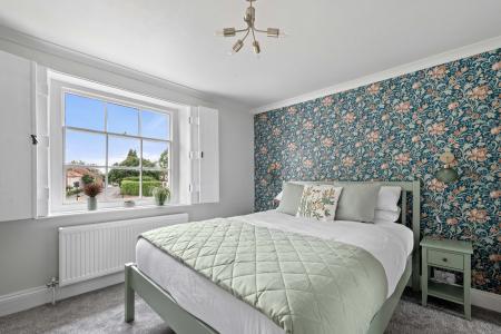 3 bedroom Terraced House for sale in West Street, Horncastle, LN9