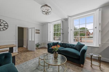 3 bedroom Terraced House for sale in West Street, Horncastle, LN9