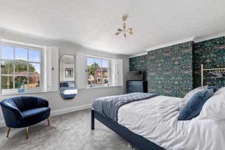 3 bedroom Terraced House for sale in West Street, Horncastle, LN9