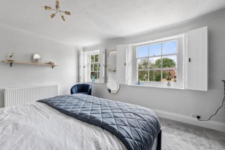 3 bedroom Terraced House for sale in West Street, Horncastle, LN9