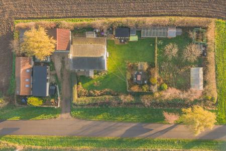 3 bedroom Detached house for sale in Station Road, Little Steeping, PE23