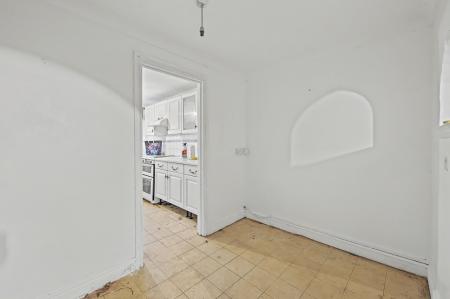 2 bedroom Terraced House for sale in Main Road, Hundleby, PE23