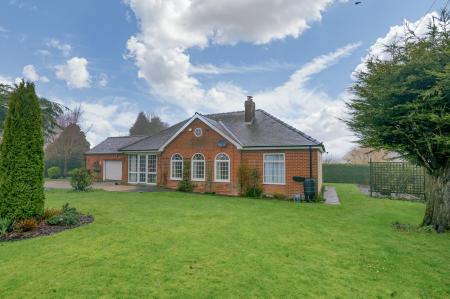 3 bedroom Detached bungalow for sale in Spilsby Road, Mavis Enderby, PE23