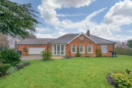 3 bedroom Detached bungalow for sale in Spilsby Road, Mavis Enderby, PE23