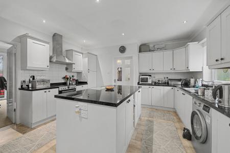 3 bedroom Detached bungalow for sale in Spilsby Road, Mavis Enderby, PE23