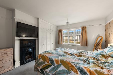 2 bedroom Semi-detached bungalow for sale in Halton Road, Spilsby, PE23