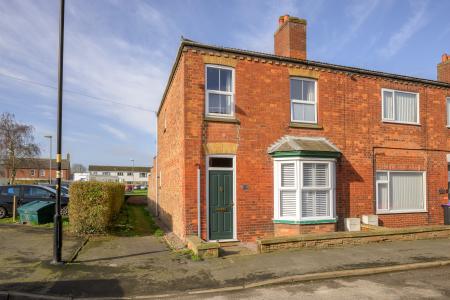 3 bedroom End of terrace house for sale in West End, Spilsby, PE23