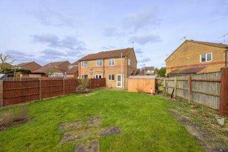 2 bedroom Semi-detached house for sale in College Park, Horncastle, LN9