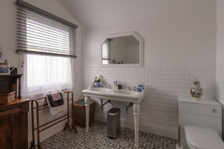 6 bedroom Terraced House for sale in 1 West End, Spilsby, PE23