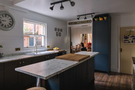 6 bedroom Terraced House for sale in 1 West End, Spilsby, PE23