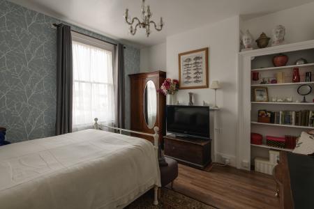 6 bedroom Terraced House for sale in 1 West End, Spilsby, PE23