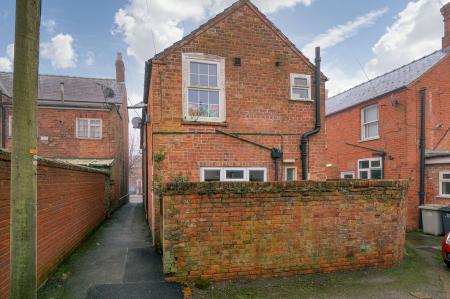 2 bedroom Detached house for sale in High Street, Spilsby, PE23