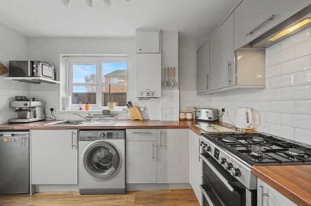 3 bedroom Semi-detached house for sale in Magellan Drive, Spilsby, PE23