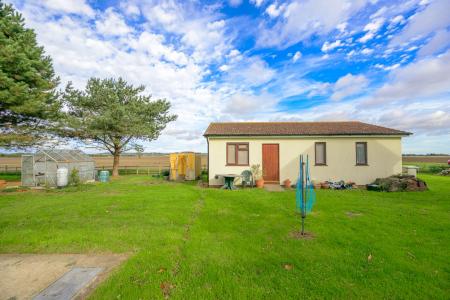 4 bedroom Detached house for sale in Poppy Pole Lane, Stickford, PE22