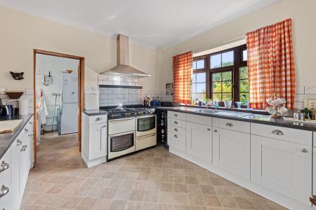 4 bedroom Detached house for sale in Poppy Pole Lane, Stickford, PE22