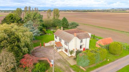 4 bedroom Detached house for sale in Poppy Pole Lane, Stickford, PE22