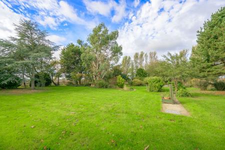 4 bedroom Detached house for sale in Poppy Pole Lane, Stickford, PE22