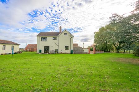 4 bedroom Detached house for sale in Poppy Pole Lane, Stickford, PE22