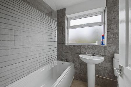 4 bedroom Detached house for sale in Greenfield Road, Coningsby, LN4