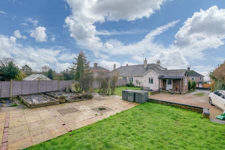 2 bedroom Semi-detached bungalow for sale in Halton Road, Spilsby, PE23