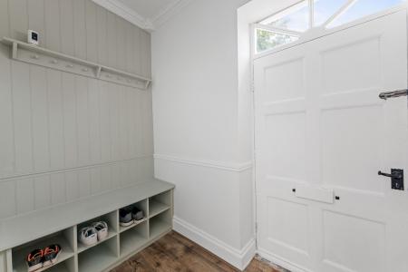 3 bedroom Terraced House for sale in West Street, Horncastle, LN9