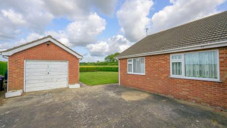 3 bedroom Detached bungalow for sale in Cul De Sac, Stickford, PE22