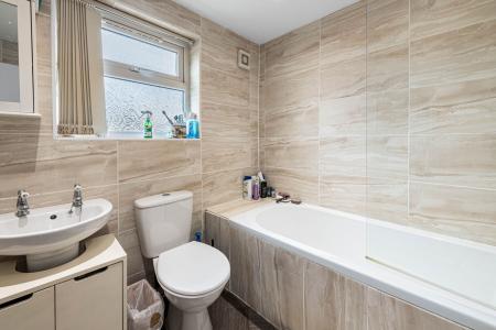 3 bedroom Detached house for sale in Firsby, Spilsby, PE23