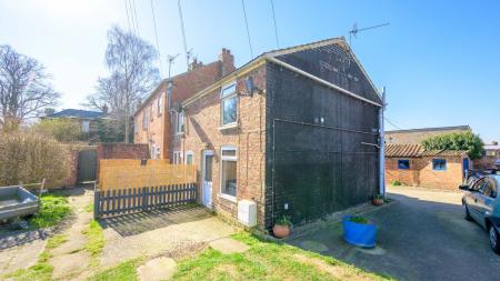 1 bedroom Terraced House for sale in Albert Street, Horncastle, LN9