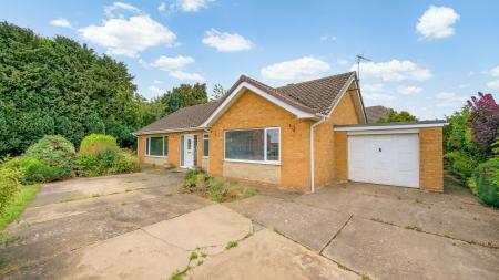 3 bedroom Detached bungalow for sale in Boston Road, Spilsby, PE23