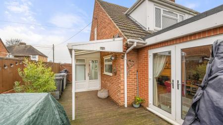 3 bedroom Semi-detached house for sale in Christopher Road, Alford, LN13