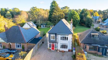 5 bedroom Detached house for sale in Horncastle Road, Woodhall Spa, LN10