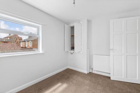 2 bedroom Terraced House for sale in Caroline Street, Alford, LN13