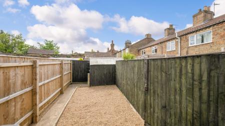 2 bedroom Terraced House for sale in Caroline Street, Alford, LN13