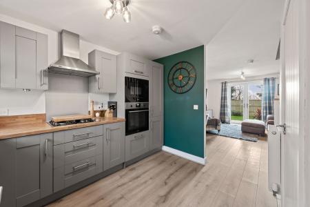 2 bedroom Semi-detached house for sale in Hoplands Road, Coningsby, LN4