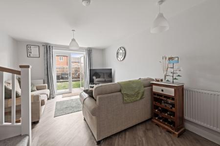 2 bedroom End of terrace house for sale in Lee Avenue, Coningsby, LN4